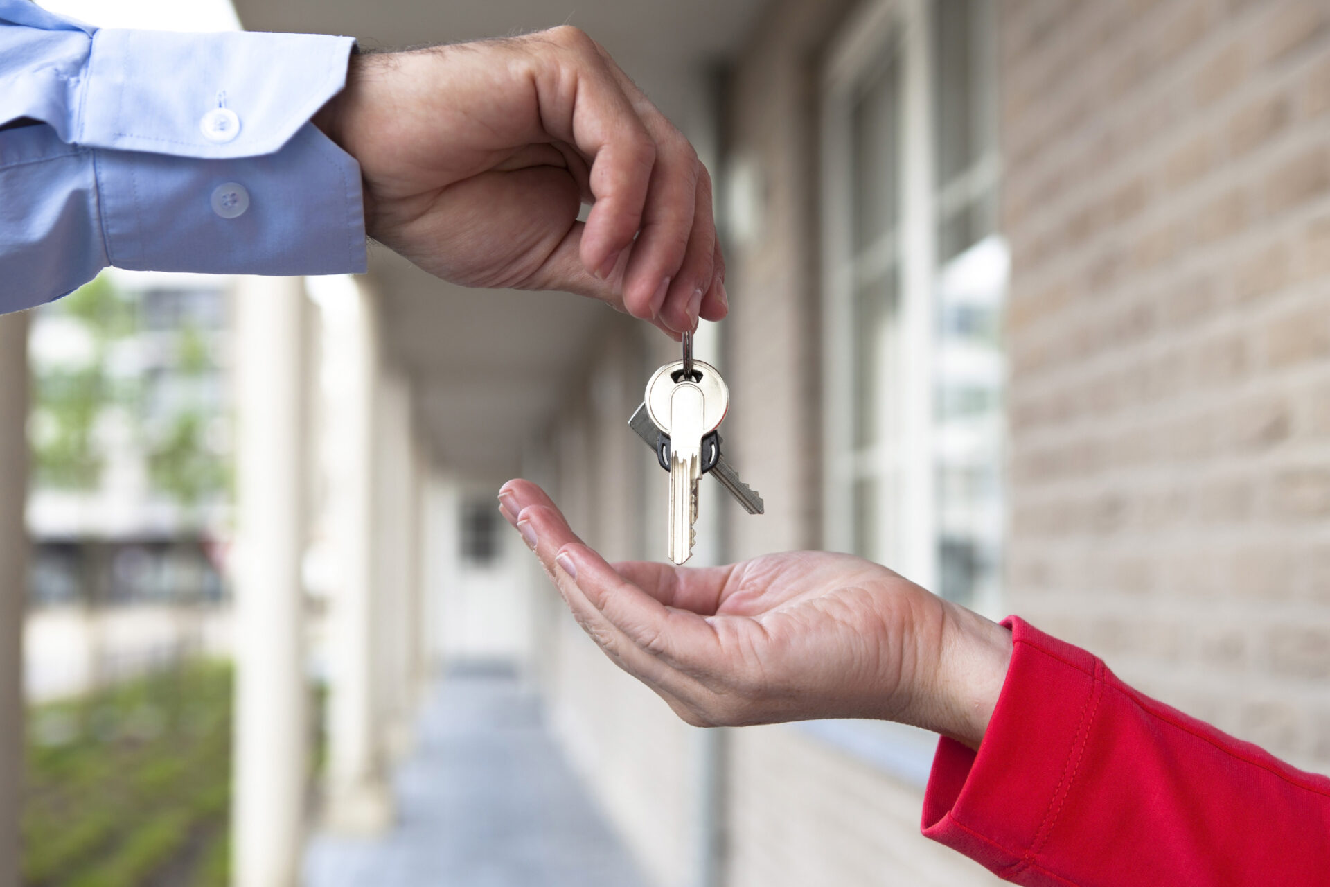 Getting Keys to the New House