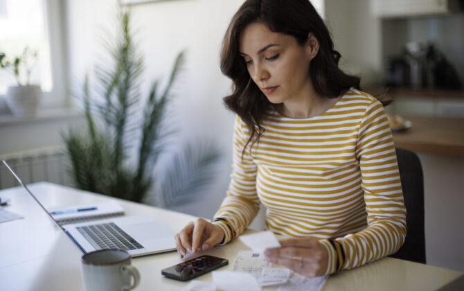 woman learning about income contingent repayment